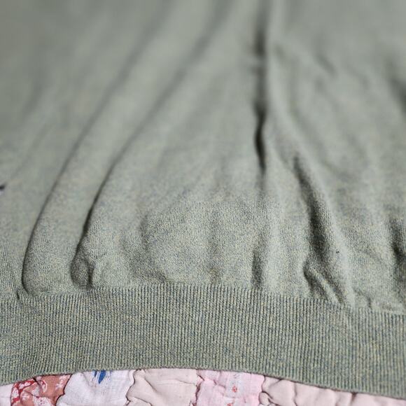 JoS. A. BANK Men's Green Crewneck Sweater - Picture 6 of 6